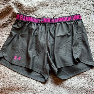 Brest Cancer Under Armor shorts